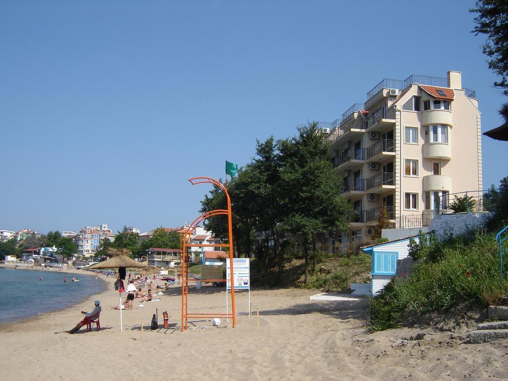 Villa Lazuren Briag Tschernomorez Exterior foto